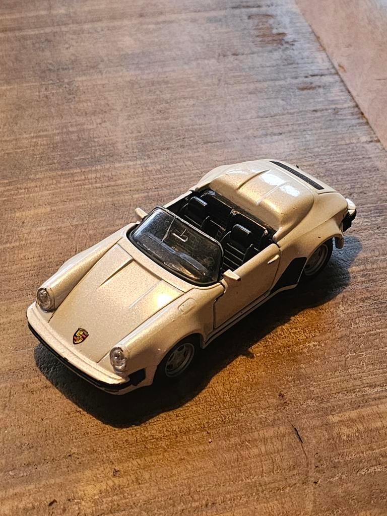 Porsche 911 Speedster Modelauto 1:38, Hobby en Vrije tijd, Ophalen of Verzenden, Zo goed als nieuw, Auto, Maisto
