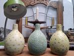 3 mooie des pots vaasjes / 15 cm hoog, Aardewerk of Porselein, Ophalen of Verzenden, Zo goed als nieuw, Minder dan 50 cm