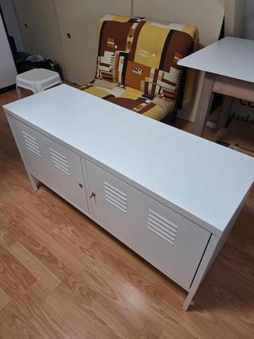 Stalen kastje in nieuwstaat - 40x60x120 cm beschikbaar voor biedingen