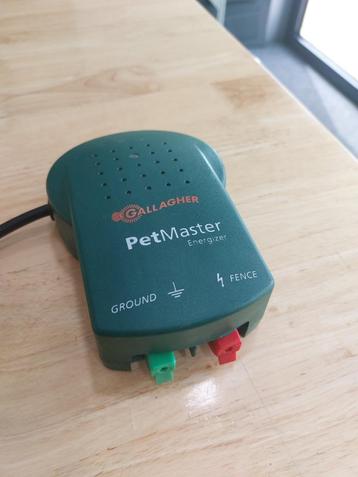 Gallagher PetMaster M10 Schrikdraadapparaat voor huisdieren beschikbaar voor biedingen