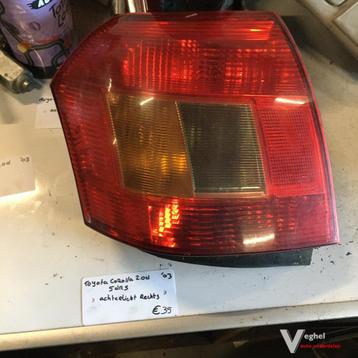 Toyota Carolla 2.0 D  5 drs 2003  Achterlicht  Links of Rech beschikbaar voor biedingen
