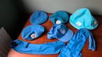Originele blauwhelmen setje , vn, un, Verzamelen, Ophalen of Verzenden, Nederland, Embleem of Badge