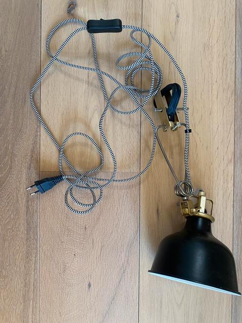 Zwarte klem lamp (IKEA), Huis en Inrichting, Lampen | Wandlampen, Zo goed als nieuw, Stof, Ophalen of Verzenden