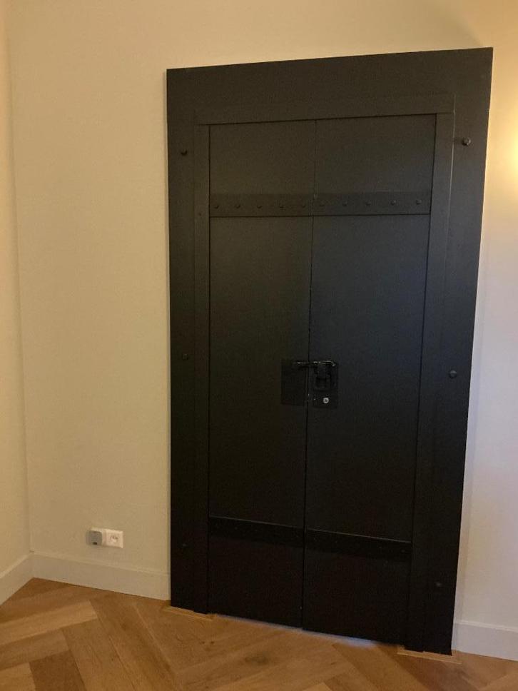 Originele smalle poortdeuren van Bossche School, Doe-het-zelf en Verbouw, Deuren en Horren, Gebruikt, Binnendeur, 215 cm of meer
