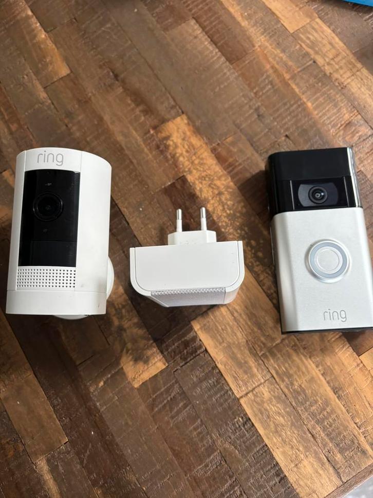 Ring videodeurbel, buitencamera en gong, Huis en Inrichting, Deurbellen, Zo goed als nieuw, Ingebouwde camera, Compatibel met smartphone