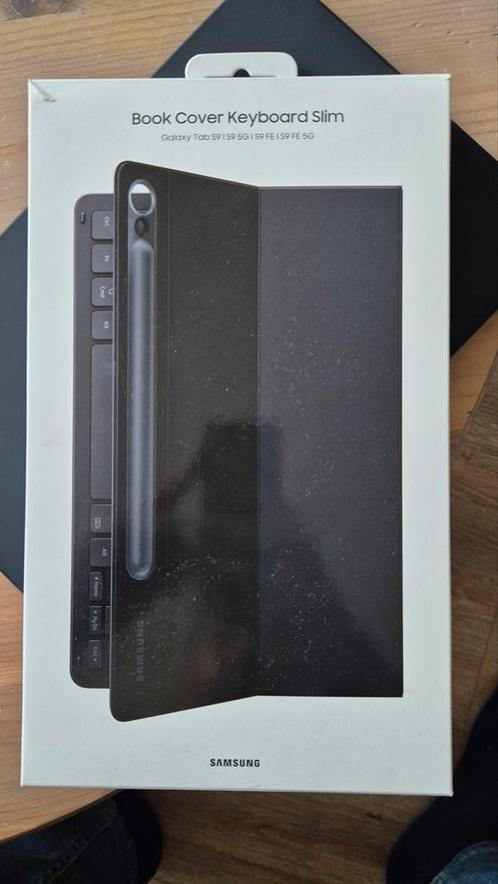 Samsung Book cover keyboard slim tab S9, Computers en Software, Tablet-hoezen, Nieuw, 11 inch, Ophalen of Verzenden