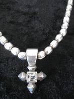 DYRBERG KERN collier ketting met hanger goede staat, Ophalen of Verzenden, Zo goed als nieuw, Zilver, Overige materialen