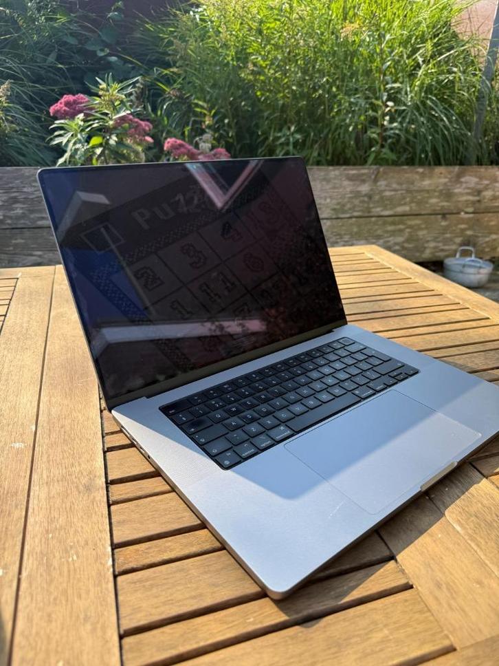 Apple MacBook Pro 16" M1 [Late 2021], Computers en Software, Apple Macbooks, Zo goed als nieuw, MacBook Pro, 16 inch, 3 tot 4 Ghz
