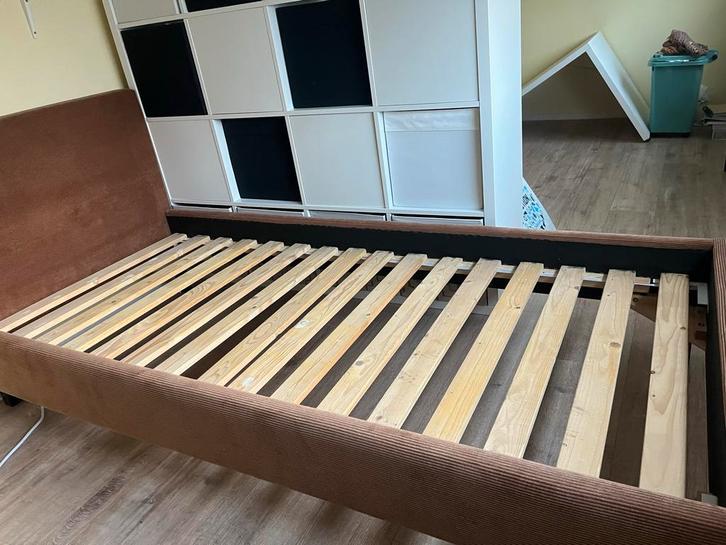 Eenpersoonsbed - Comfortabel en Stijlvol!, Huis en Inrichting, Slaapkamer | Bedden, Zo goed als nieuw, Eenpersoons, 90 cm, 200 cm