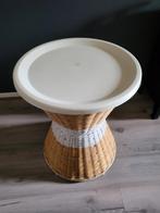 Leuke rotan tafeltje, Huis en Inrichting, Minder dan 55 cm, Rond, Zo goed als nieuw, Ophalen