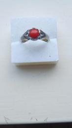 Oude zilveren ring met Bloedkoraal, Verzenden, Zilver, Ring, Met edelsteen