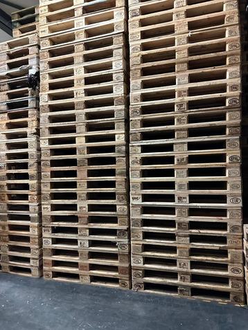 Europallets beschikbaar voor biedingen
