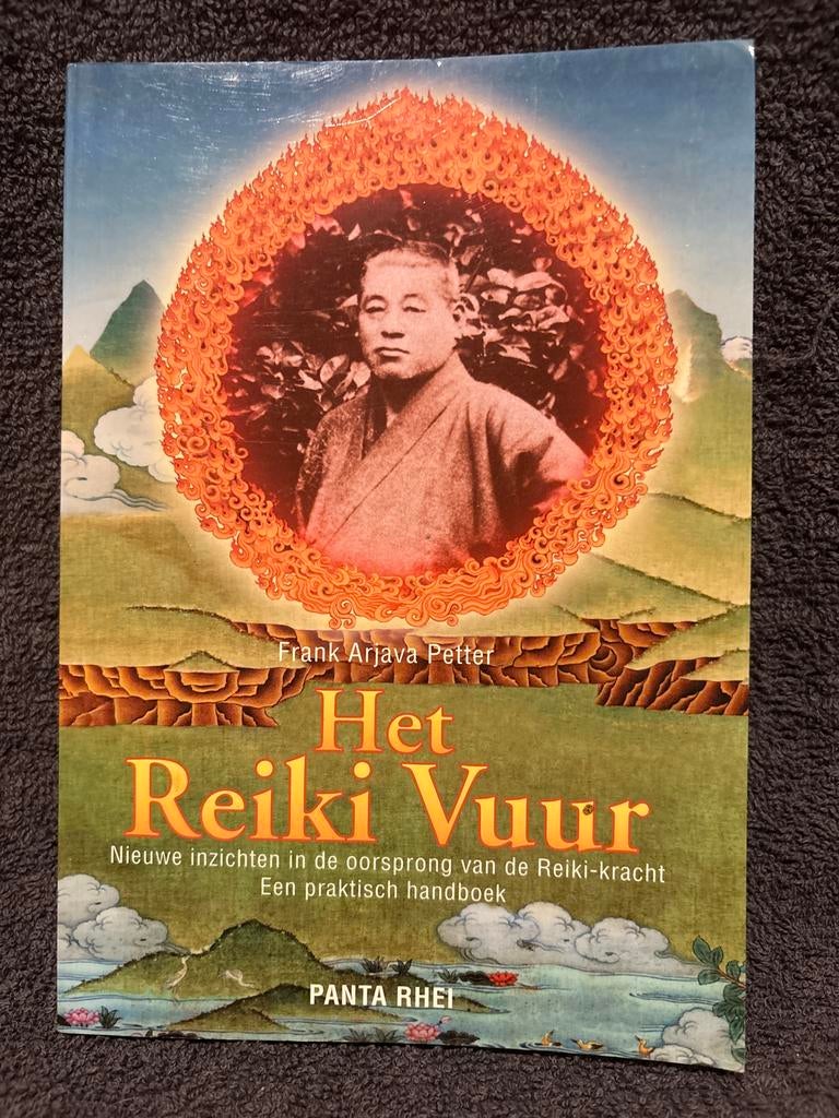 Het Reiki Vuur - Nieuwe inzichten in Reiki-kracht, Boeken, Ophalen of Verzenden, Zo goed als nieuw, Spiritualiteit algemeen, Achtergrond en Informatie