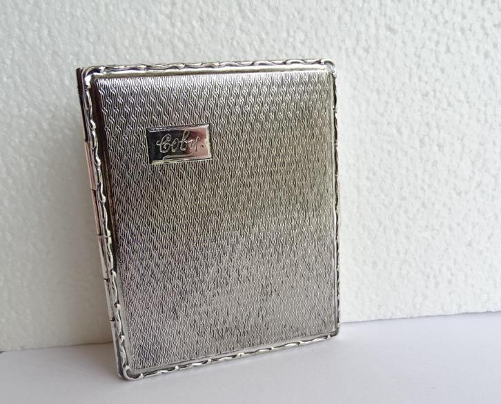 Hoka verzilverd Sigaretten etui/doosje jr 50 + inscriptie, Antiek en Kunst, Antiek | Goud en Zilver, Ophalen of Verzenden