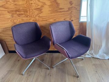 2x Boss Design Kruze Lounge Stoelen – Paars beschikbaar voor biedingen