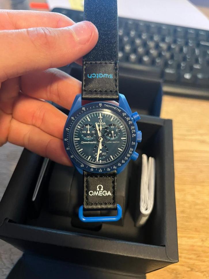 Omega x Swatch Mission to Neptune, Sieraden, Tassen en Uiterlijk, Horloges | Heren, Zo goed als nieuw, Polshorloge, Omega, Kunststof