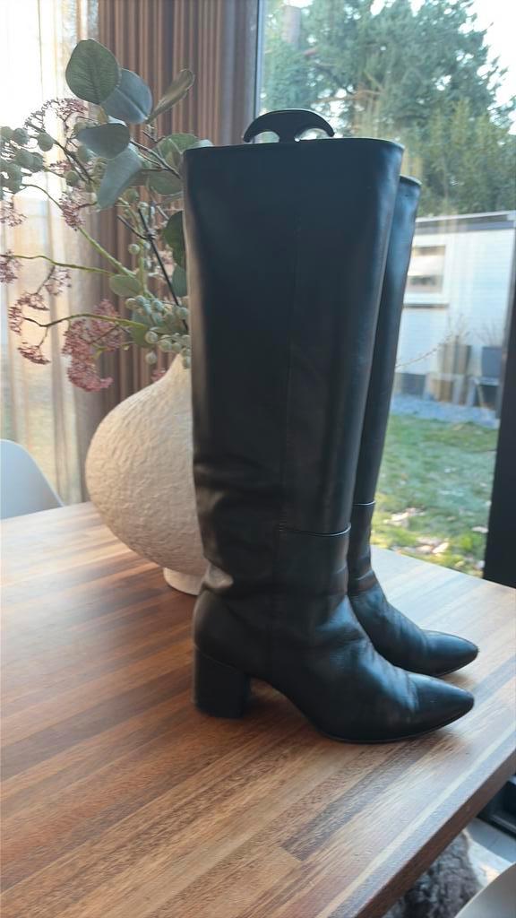 hoge zwarte toral laarzen mt 40, Kleding | Dames, Schoenen, Zo goed als nieuw, Hoge laarzen, Zwart, Ophalen of Verzenden
