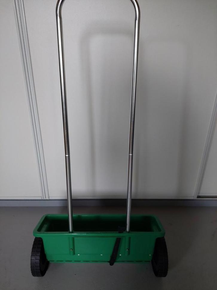 Strooier z.g.a.n. - instelbaar - strooiwagen 2 delen -, Tuin en Terras, Hand-tuingereedschap, Ophalen