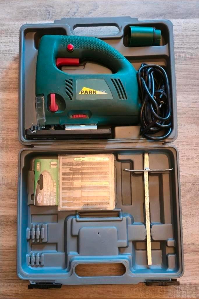 Nieuwe Parkside decoupeerzaag 800 Watt set zaagjes  koffer, Doe-het-zelf en Verbouw, Gereedschap | Zaagmachines, Nieuw, Decoupeerzaag