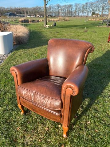 Leren fauteuil beschikbaar voor biedingen