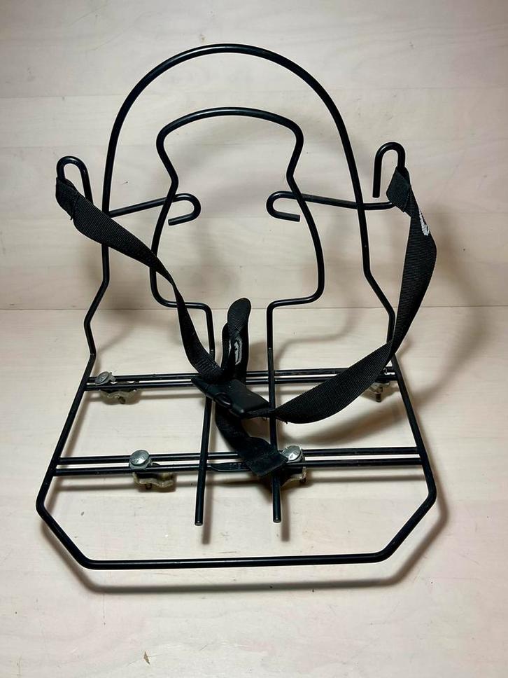 Zwarte Steco Monkey in nette staat met bevestigingsmateriaal, Fietsen en Brommers, Fietsaccessoires | Bagagedragers, Gebruikt