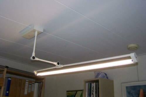 plafond lamparmatuur ING. CASTALDI MET VERSTELBARE ARM, Ophalen, Gebruikt