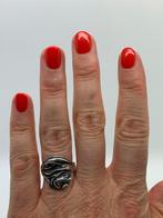 X277 Prachtige zilveren brutalist ring maat 18, Sieraden, Tassen en Uiterlijk, Ringen, 18 tot 19, Ophalen of Verzenden, X, Dame
