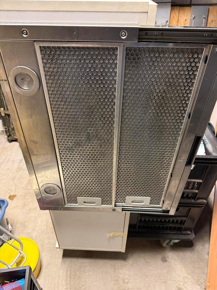 Afzuigkap pelgrim, Witgoed en Apparatuur, Afzuigkappen, Gebruikt, Inbouw, Onderbouw afzuigkap, 400 tot 600 m³ per uur, Motor, Ophalen