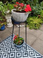 Industriële metalen standaard voor twee plantenpotten, Tuin en Terras, Ophalen, Rond, Metaal, Minder dan 30 cm