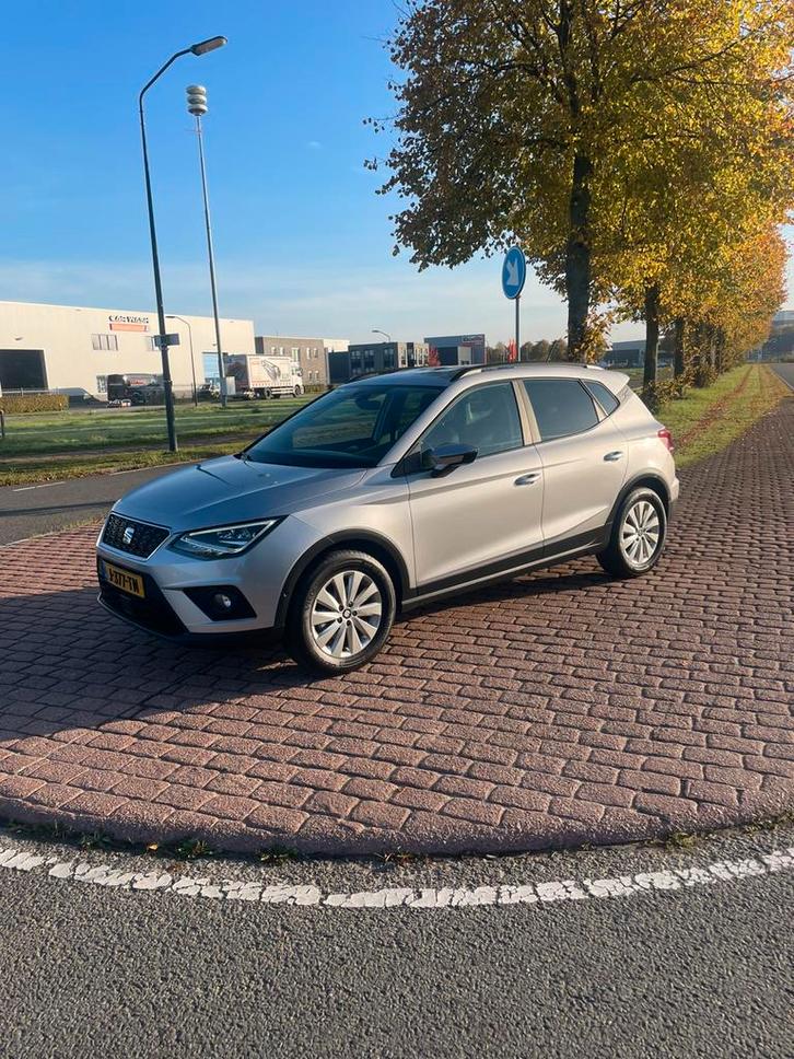 Seat Arona 1.0 TSI 95pk 2020 Grijs, Auto's, Seat, Particulier, Arona, ABS, Airconditioning, Alarm, Apple Carplay, Autonomous Driving