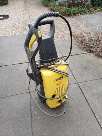 Hogedrukreiniger Karcher met hulpstukken beschikbaar voor biedingen
