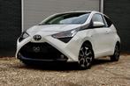 Toyota Aygo 1.0 VVT-i x-play | CAMERA | CARPLAY | LED | AUTO, Gebruikt, LED verlichting, 4 stoelen, Wit