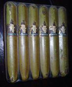 zeer oude blikken sigarendoos, Ophalen of Verzenden, Gebruikt, Overige