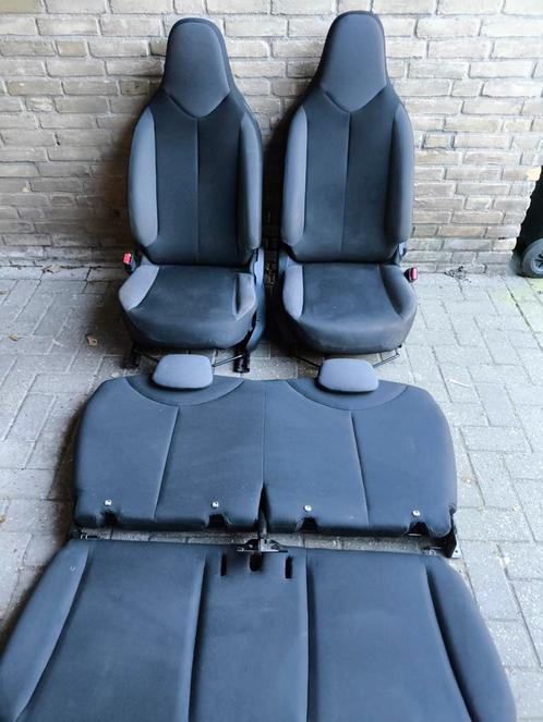 Bekledingset stoelen en bank 2016 Citroën c1/Peugeot 108, Auto-onderdelen, Interieur en Bekleding, Citroën, Peugeot, Toyota, Nieuw