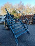 Stalen trap 7 treeds, Ophalen, 2 tot 4 meter