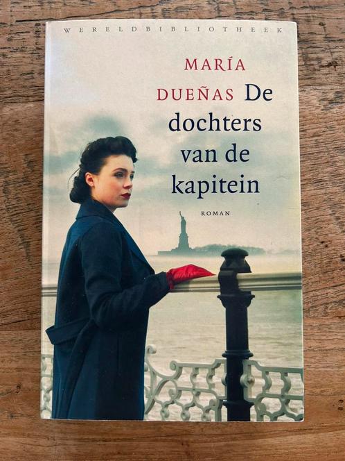 Maria Duenas - De dochters van de kapitein, Boeken, Literatuur, Zo goed als nieuw, Nederland, Ophalen of Verzenden