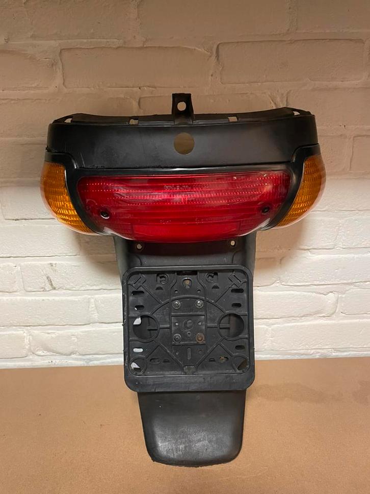Zip sp98 / fastrider achterspatbord met achterlicht unit, Motoren, Tuning en Styling, Ophalen of Verzenden