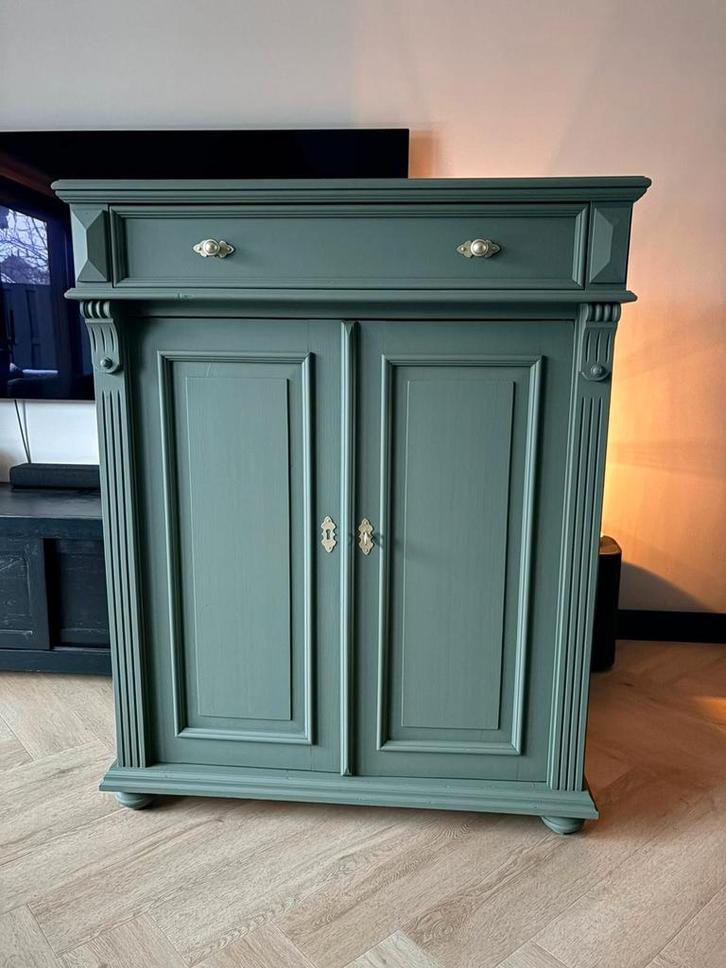 Prachtige meidenkast, Huis en Inrichting, Kasten | Computermeubels, Zo goed als nieuw, 170 cm of meer, Ophalen of Verzenden
