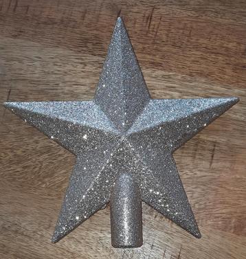 Kerstboom Piek [ster] beschikbaar voor biedingen