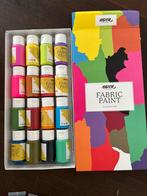 Fabric paint and brushes, Ophalen, Gebruikt