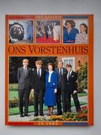 Het Aanzien van Ons Vorstenhuis in 1985, Nederland, Tijdschrift of Boek, Gebruikt, Ophalen of Verzenden