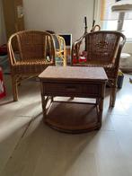 MOET WEG! Set - Rieten stoelen en kastje, Huis en Inrichting, Stoelen, Riet of Rotan, Twee, Gebruikt, Vintage