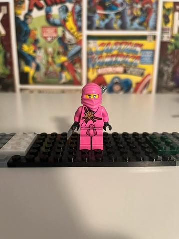 Lego Ninjago Seizoen 1 Pink Zane beschikbaar voor biedingen
