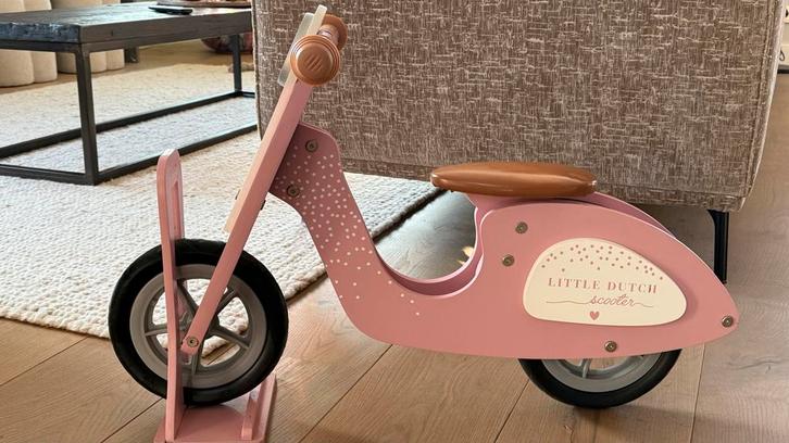 Little Dutch Scooter - Loopscooter Roze, Kinderen en Baby's, Speelgoed | Buiten | Voertuigen en Loopfietsen, Zo goed als nieuw