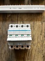 Hager Hoofdschakelaar, Krachtgroepen & Kamrail, Doe-het-zelf en Verbouw, Elektra en Kabels, Ophalen of Verzenden, Gebruikt, Overige typen