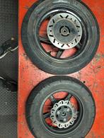 2x scooter velg met band en remschijven ook per 1 te koop, Ophalen of Verzenden, Zo goed als nieuw, Overige typen