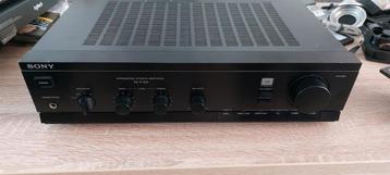 Sony TA-F100 stereo versterker beschikbaar voor biedingen