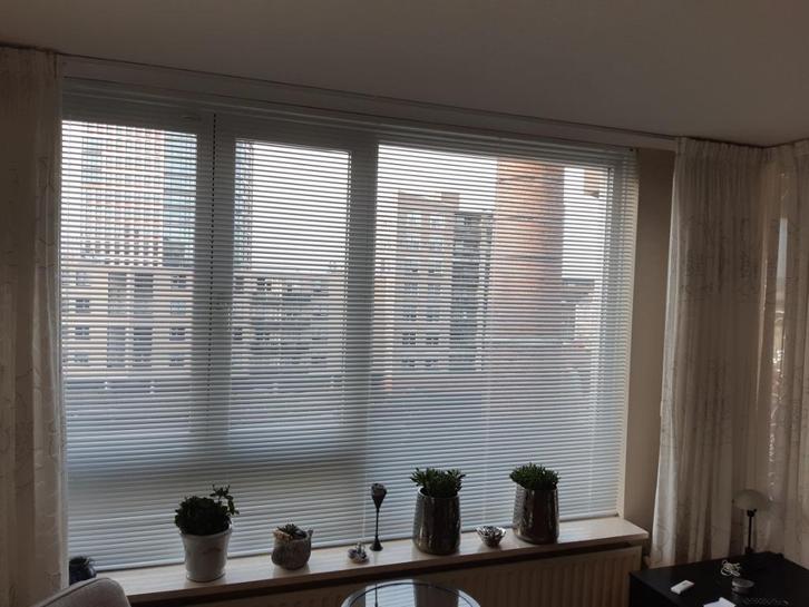 Luxaflex, Huis en Inrichting, Stoffering | Gordijnen en Lamellen, Zo goed als nieuw, 150 tot 200 cm, 200 cm of meer, Wit, Ophalen