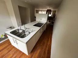 Luxe Moderne Keuken – Compleet met Inbouwapparatuur beschikbaar voor biedingen