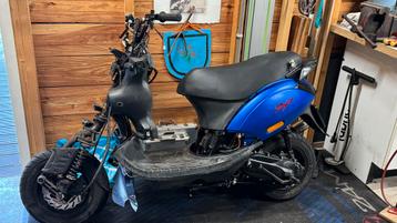 Zip 70cc Brommer (WOK) - Onderdelen of Compleet beschikbaar voor biedingen